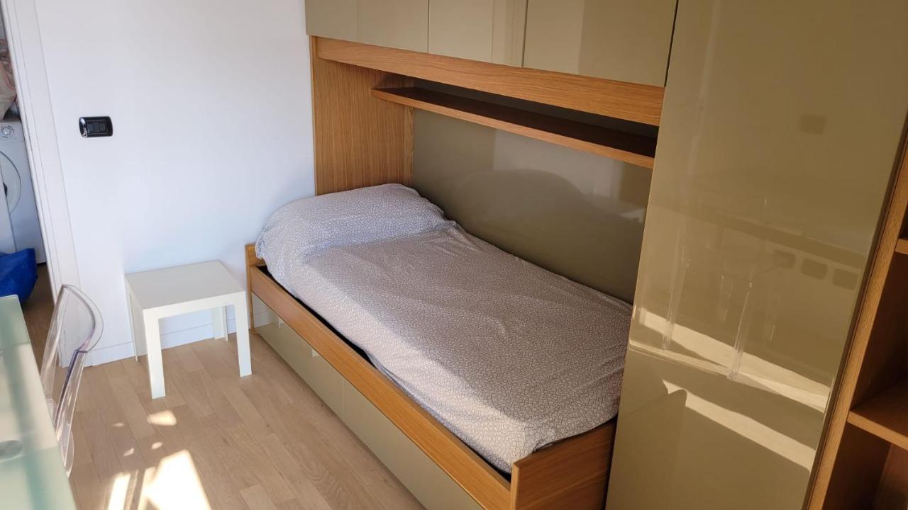 Meda Cozy Flat Lägenhet Milano Exteriör bild